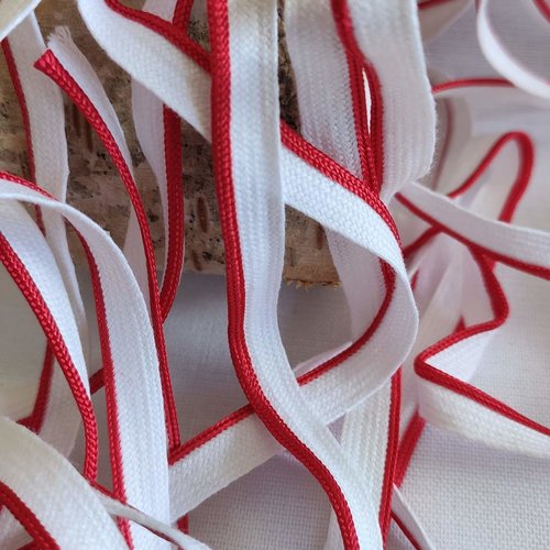 Passepoil, galon dépassant, en coton, blanc et rouge, du puy, 0.5 cm de large, neuf, vente au mètre