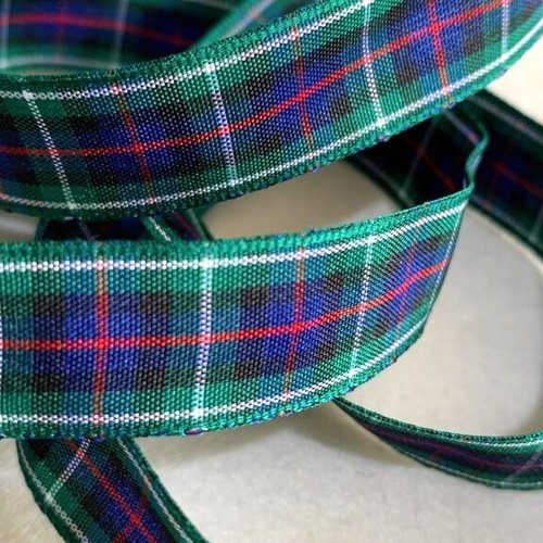 Ruban écossais, de la maison berisfords,  mackenzie - ruban en polyester, 16 mm de large, vendu au mètre