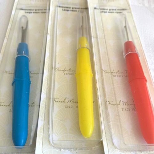 Decouseur, de marque bohin, grand modèle, sous blister, 12.5 cm, vendu à l'unité