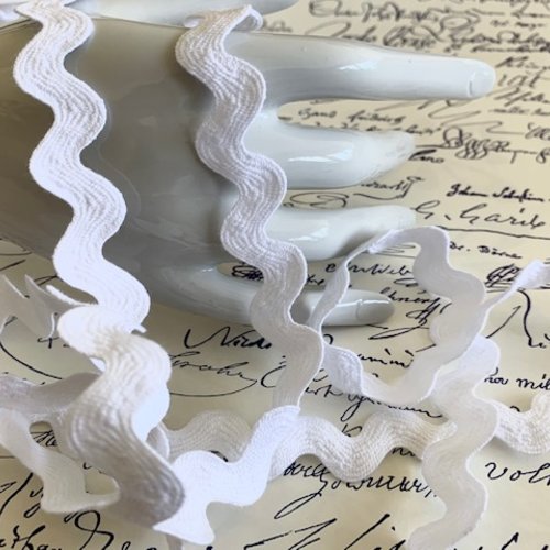 Croquet, serpentine, en coton, 18 mm, fabrication française ! de couleur blanche, décoration, vente au mètre