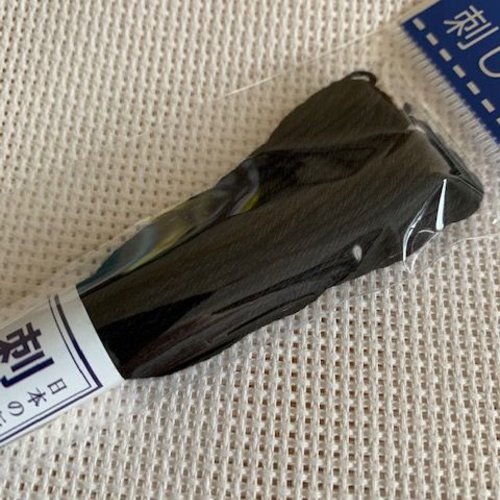 Fil de broderie sashiko, de marque olympus, coloris noir, échevette de 20 mètres, vente à l'unité
