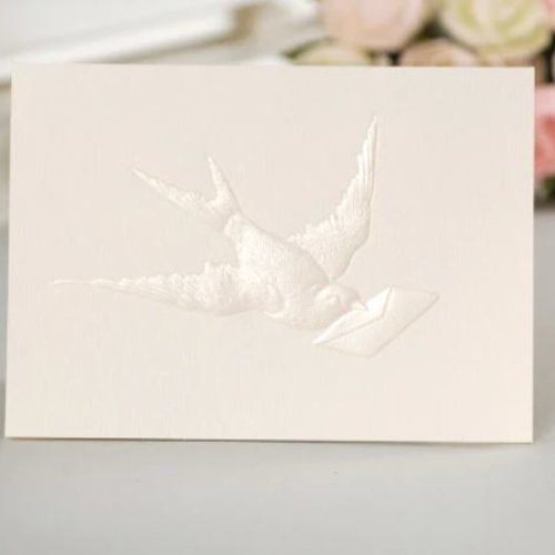 Et voilà l'oiseau, qui apporte le courrier, carte superbe, 12/16 cm, doublée, avec ce magnifique décor, vente à la pièce
