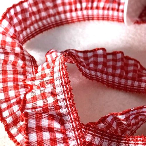 Ruban élastique, ruché vichy, rouge et blanc, 20 mm de large, polyester et élasthanne, france, neuf, au mètre