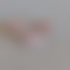Bouton enfant, 13 mm, à queue, rose, avec chien en peluche blanc, neuf et vendu à l'unité