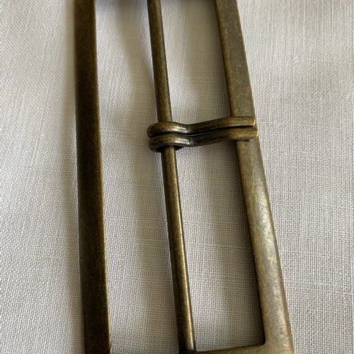 Magnifique boucle de ceinture, en métal,  nuances de bronze, 104 mm de haut, 45 mm de large, vendue à l'unité