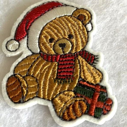 Thème noël : ourson à bonnet rouge et blanc, avec cadeau, écharpe, appliqué à coller, coudre, 5/3.5 cm, vente à l'unité