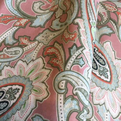 Coupon de 97 cm/145 cm de laize, tissu en coton, gütermann, à motifs cachemire, sur fond vieux rose, pour couture, décoration, 1 seul