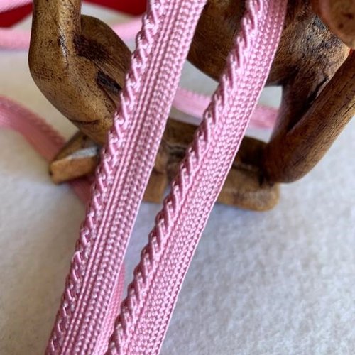 Dépassant, passepoil, 8 mm de large, couleur : rose moyen, en polyester, produit français, pour robes, vente au mètre