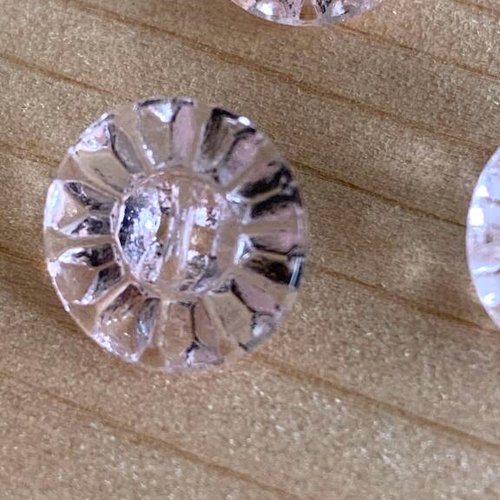 Magnifiques boutons ronds, en verre rosé, 11 mm, une petite fleur, habillement, enfant, poupée, vente à la pièce
