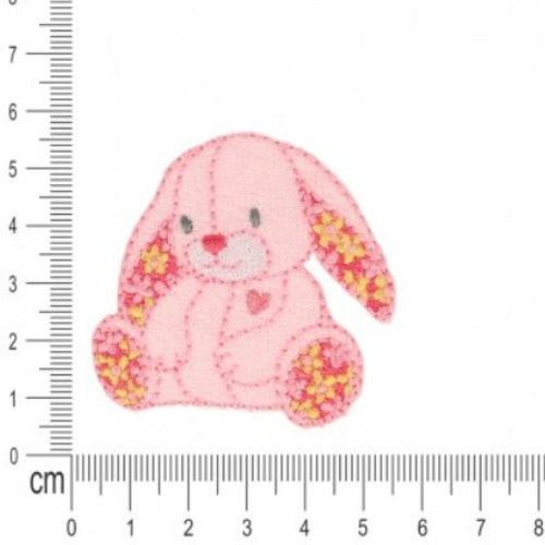 Voici le lapin rose, écusson doudou, frimousse fil argenté, oreilles dorées, 6/6 cm, vente à la pièce