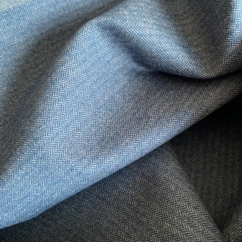 Tissu, en coton et 2 % d'élasthanne, tissé-teint mini chevron, bleu marine, confection, vente par 50 cm de haut sur 145 cm de laize