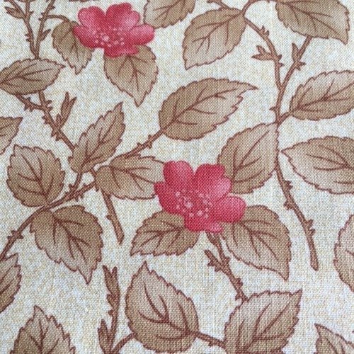 Tissu en coton, shabby très chic, fleurs de ronces roses sur fond taupe, épines et feuilles noisette, neuf, 54/50 cm