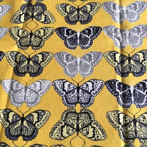 Tissu de designer, westminster fibers, patchwork,  coton, fond  moutarde, papillons, gris, noirs, jaunes, 55/45 cm, au coupon