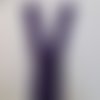 Fermeture à glissière ykk invisible et robuste, 2 cm de large, 24 cm de long, 20 de zip, couleur violet, neuve, produit eu, à l'unité