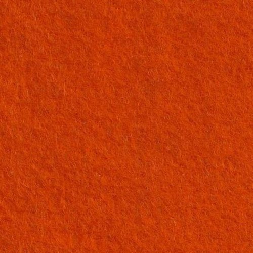 Feutrine de laine mérinos, 20 % et  rayonne, de couleur "jus de potiron", 22.5 cm / 30 cm, de chez cinnamon patch, vente à l'unité