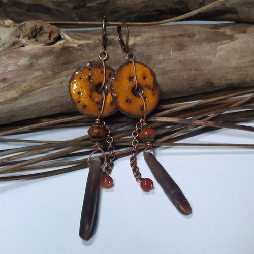 Boucles d'oreille rustiques, aiguilles d'oursin et terre cuite émaillé,chrysocolle et anciennes cornalines,tribales, primitives,cadeau femme