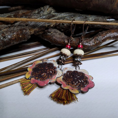 Boucles d'oreille automne, rustique en cuivre émaillé fleuri et lampwork, plantes, ivoire/orangé/jaune, cadeau femme