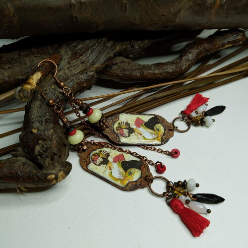 Longues et délicates boucles d'oreille japonisantes, cuivre émaillé avec geisha, perles au chalumeau et nacre, noir/blanc/rouge,cadeau femme