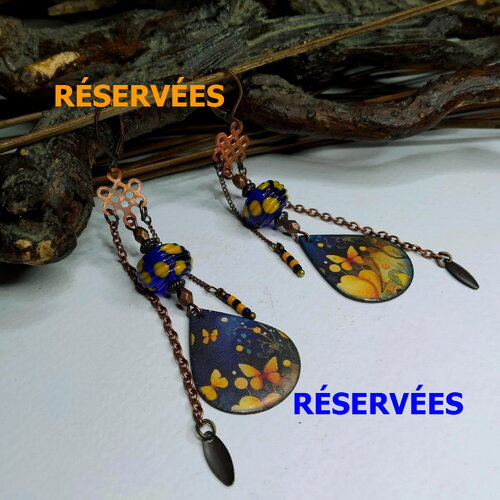 Réservées pam. boucles d'oreille bohème chic, cuivre émaillé et perles au chalumeau, bleu nuit et jaune gypsy/hippie, scène de nuit, légères