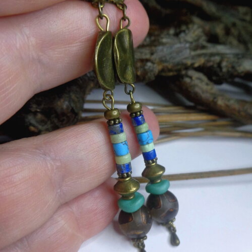 Boucles d'oreille ethniques, agates dzi et gemmes, lapis lazuli chrysoprase et howlite turquoise, verre tchèque, longiligne, cadeau femme
