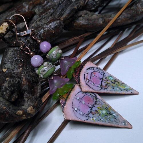 Boucles d'oreilles méduses, rose et vert, bohème, cuivre émaillé et perles au chalumeau, nature, animaux marins, jade lilas, cadeau femme