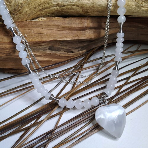Collier en agate laiteuse et pendentif cœur en quartz, blanc lumineux, clair et gai, , boho chic, romantique, fête cérémonie, cadeau femme