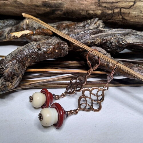 Boucles d'oreille bohèmes champignons, rustique, perles artisanales en verre filé au chalumeau, nature, crème/marron, élégantes,cadeau femme