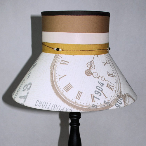 Lampe à poser avec abat jour chapeau horloge