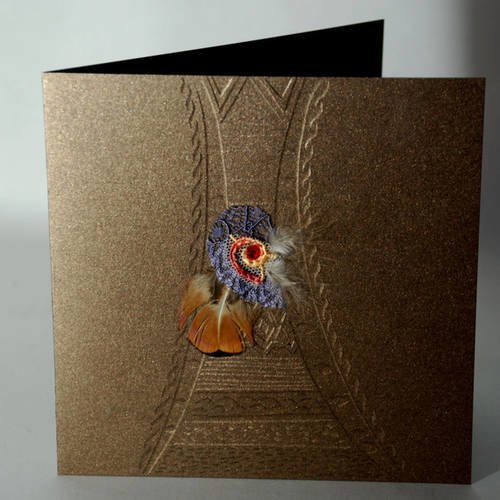 Carte dentelle avec plumes et rubans,bronze irisé n°12