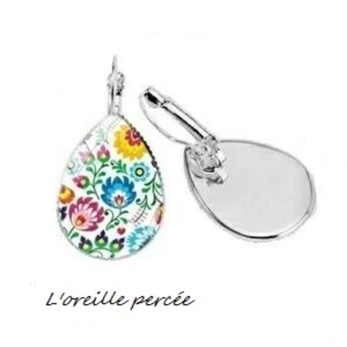Boucle d'oreille cabochon goutte fleur