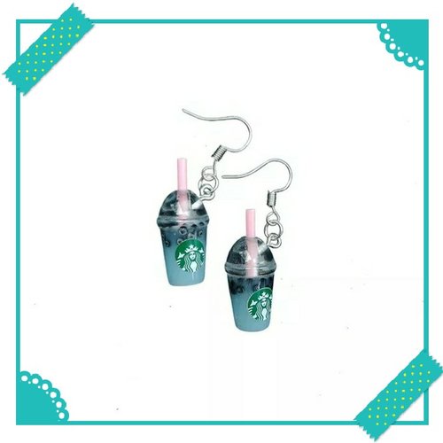 Boucle d'oreille boisson et sa paille