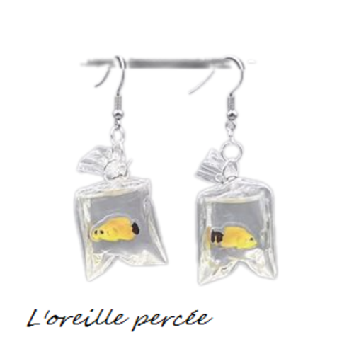 Boucle d'oreille sachet et son poisson jaune queue noire