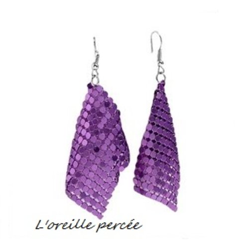 Boucle d'oreille maille mauve "disco"