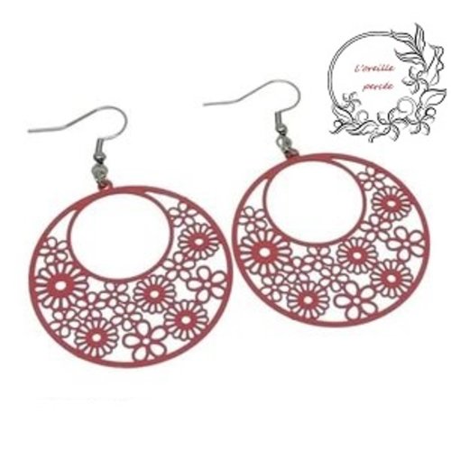Boucle d'oreille estampe fleurie vieux rose