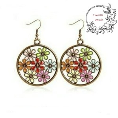 Boucle d'oreille ethnique cercle fleuri