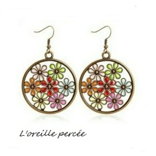Boucle d'oreille ethnique cercle fleuri