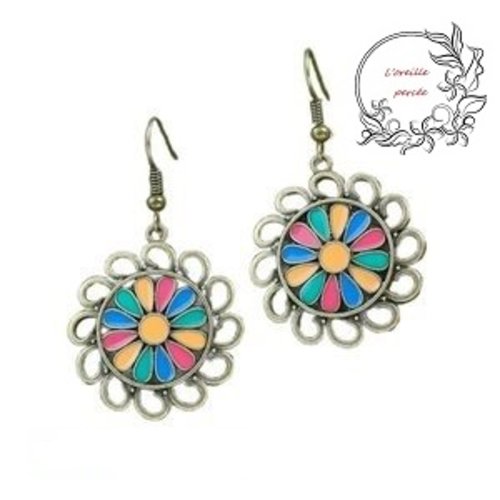 Boucle d'oreille ethnique aux 4 couleurs