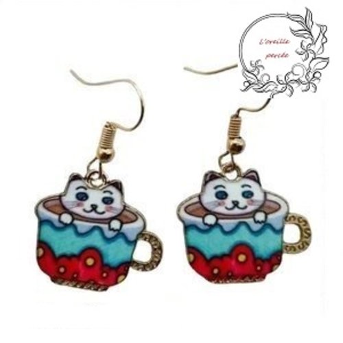 Boucle d'oreille émail chat dans tasse