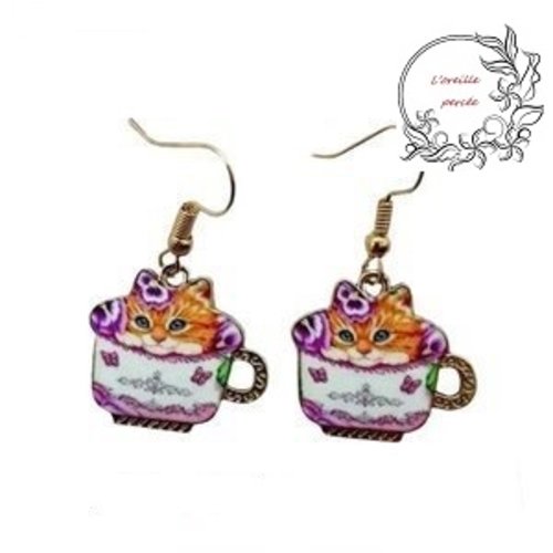 Boucle d'oreille émail chat dans tasse