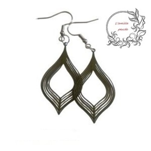 Boucle d'oreille estampe filiforme kaki