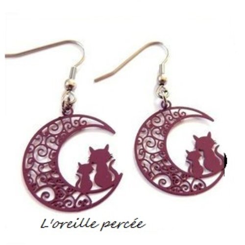 Boucle d'oreille duo de chat sur lune mauve