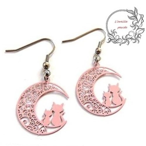 Boucle d'oreille duo de chat sur lune rose