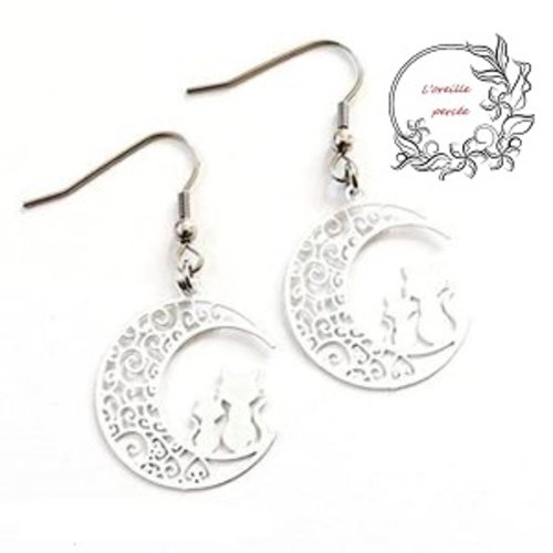 Boucle d'oreille duo de chat sur lune blanche
