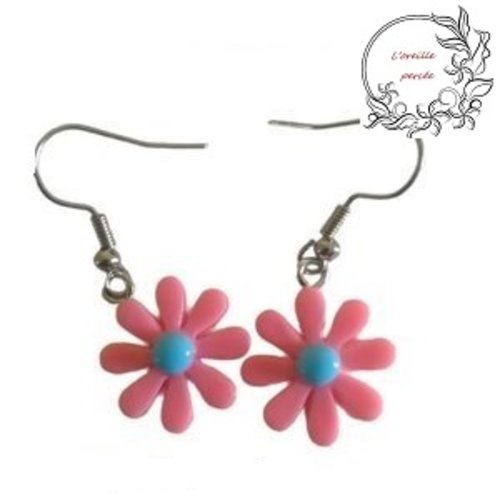 Boucle d'oreille fleur rose coeur bleu