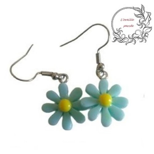 Boucle d'oreille fleur bleu coeur jaune