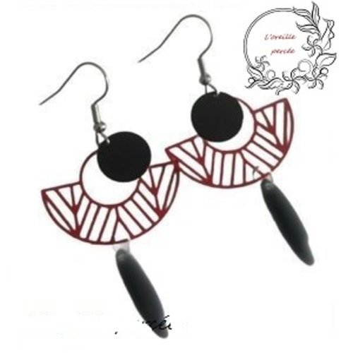 Boucle d'oreille d'estampe et d'émail (noir/rouge)