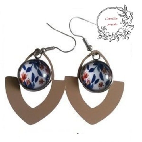 Boucle d'oreille estampe et son cabochon feuille