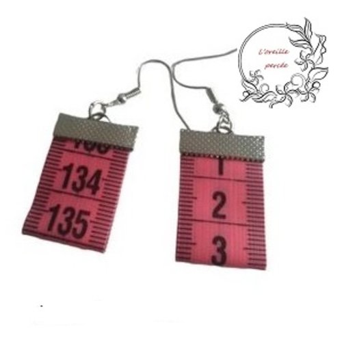 Boucles d'oreilles mètre ruban rose