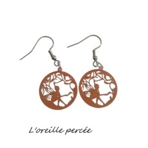 Boucle d'oreille estampe fée orange clair