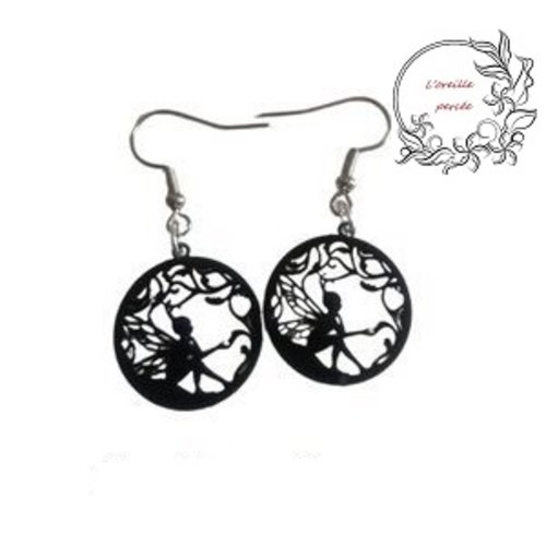 Boucle d'oreille estampe fée noire